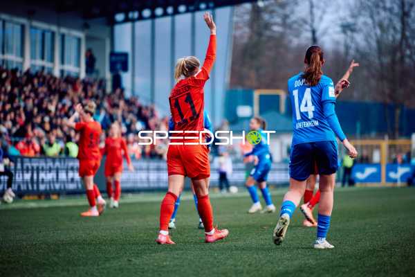 TSG Hoffenheim vs FC Bayern Frauen - 09.02.2025 -14:00 Uhr