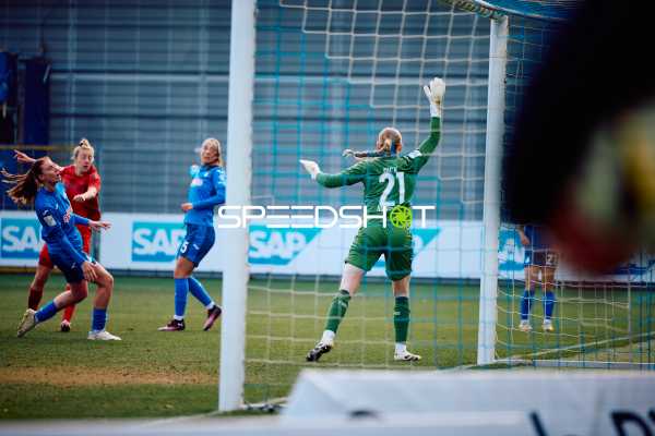 TSG Hoffenheim vs FC Bayern Frauen - 09.02.2025 -14:00 Uhr