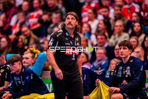 Handball I Herren I Saison 2024-2025 I Daikin HBL I 18. Spieltag I Handball Sportverein Hamburg - Rhein-Neckar Löwen I 09.02.2025 Sebastian Hinze (Rhein-Neckar Löwen)
Ort: Hamburg, Germany
Datum: 09.02.2025 - Sebastian Hinze, David Späth, Valentin Willner