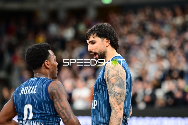 Szene mit Marcel Keßen (15; MLP Academics Heidelberg) und DJ Horne (0; MLP Academics Heidelberg)