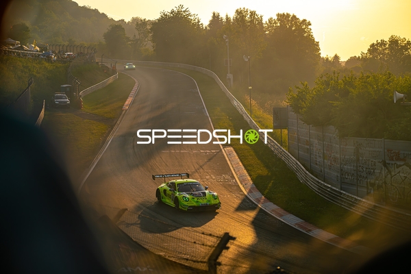 Rennfahrzeug auf der Nordschleife