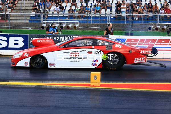 Drag Racing Fahrzeug am Start