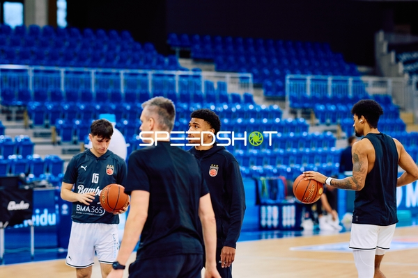 Spieleraufwärmung im Training