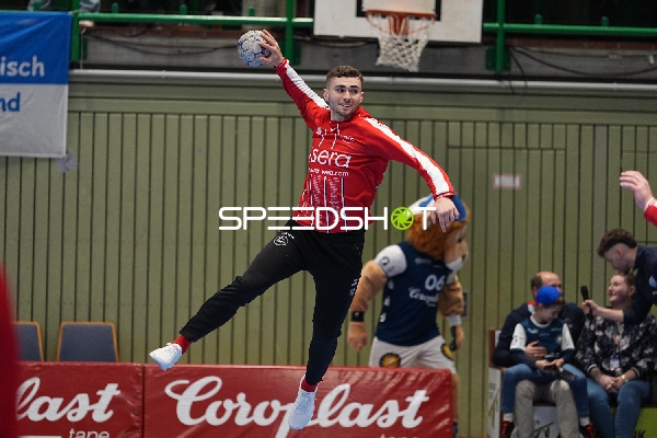 Florian Drosten (18; MT Melsungen) in Aktion