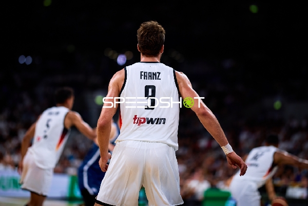 Franz Wagner (9; Deutschland) auf dem Court