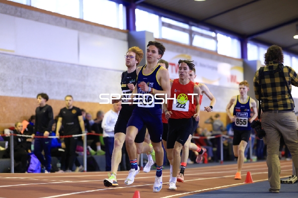 Läufer bei Rheinland-Pfalz Hallenmeisterschaften