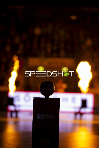 Spielball in der Arena