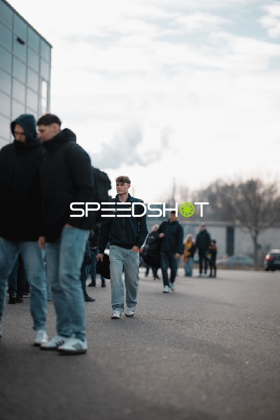 Ankunft von David More (15; Rhein Neckar Löwen)