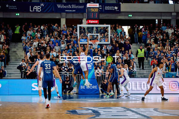 Spektakulärer Dunk durch BG Göttingen