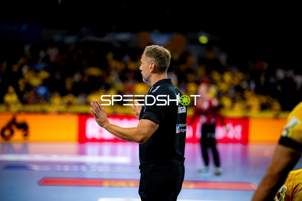 Coach an der Seitenlinie