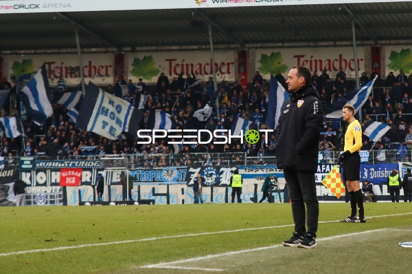 Trainerbank während Spiel