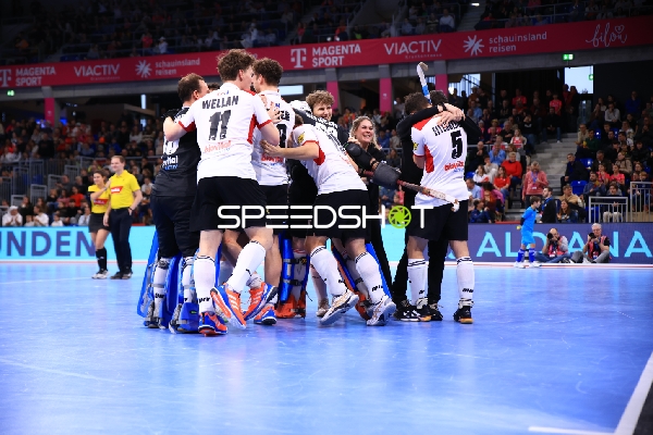 Feiernde Spieler von Österreich