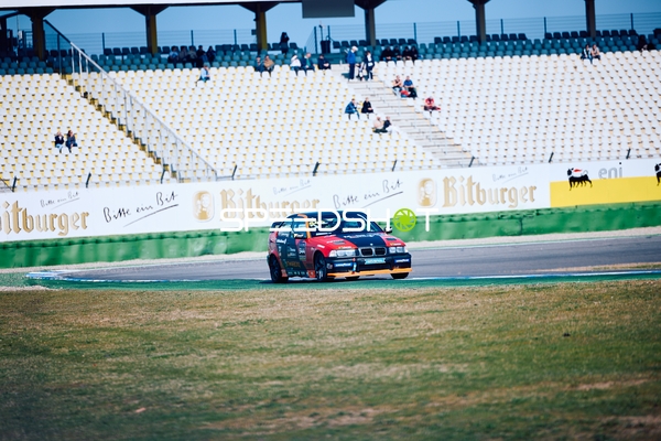 Maximilian Kochendörfer fährt während der DMV Goodyear Racing Days
