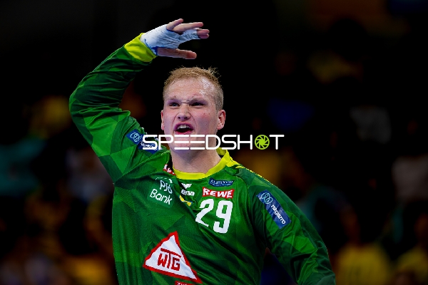 Torwart David Späth (29; Rhein Neckar Löwen) in Position