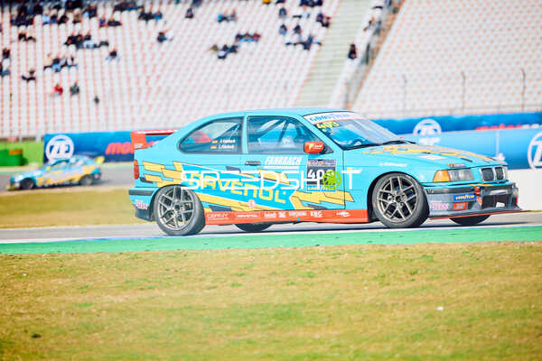 Rennen im BMW 318i Cup mit Fahrbach Brüdern