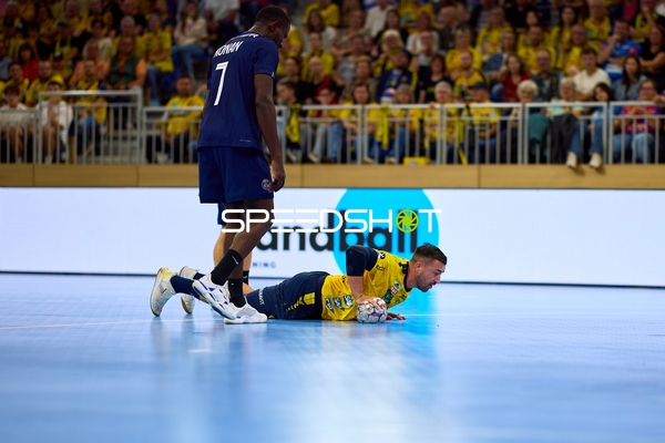 Handballspiel in der Halle