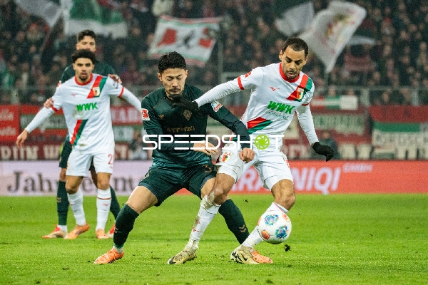 Zweikampf um den Ball