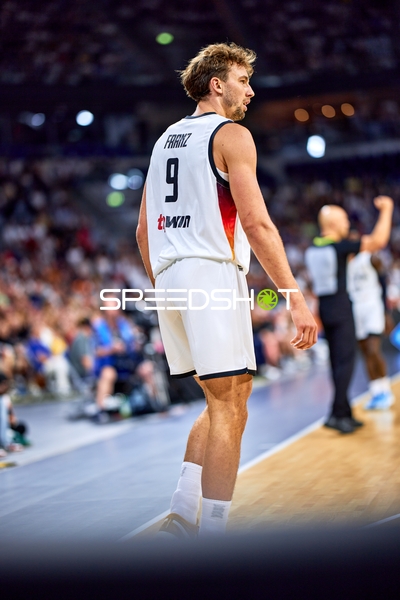 Franz Wagner (9; Deutschland) auf dem Court