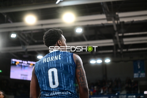 DJ Horne (0; MLP Academics Heidelberg) auf dem Spielfeld