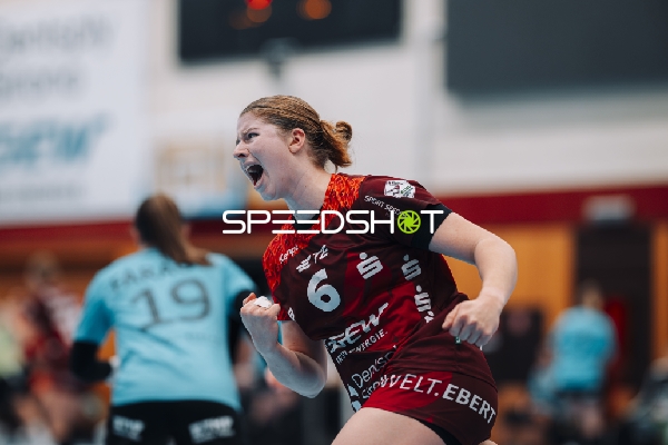 Nina Engel (6; HSG Bensheim/Auerbach) und Luca Farago (19; Thüringer HC) in Aktion