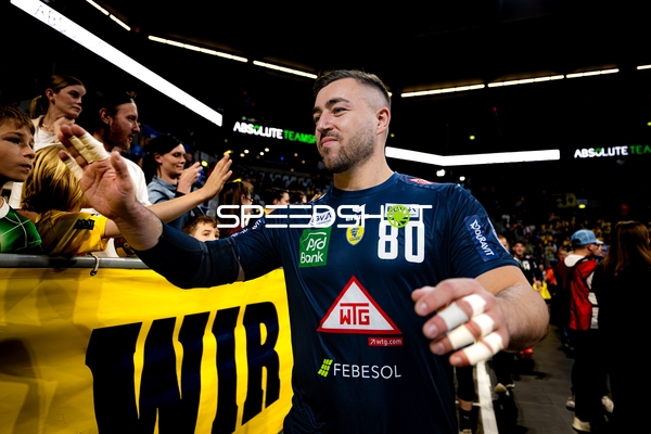 Jannik Kohlbacher Jannik Kohlbacher (80; Rhein Neckar Löwen) in Aktion