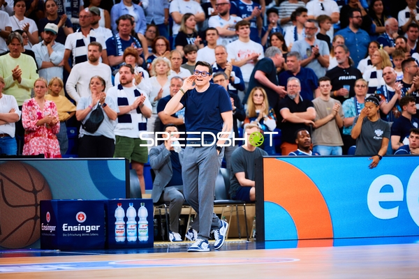 Publikum applaudiert Andrew O’Brien (3;MLP Academics Heidelberg), Carlo Finetti (999;MLP Academics Heidelberg), Danny Jansson (992;MLP Academics Heidelberg)