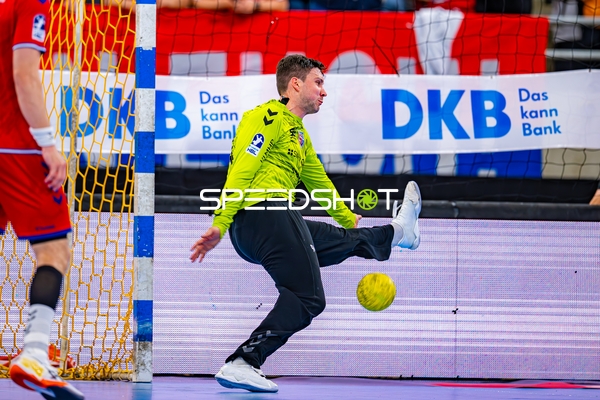 Torwartabwehr Daniel Rebmann (94;SG BBM Bietigheim)