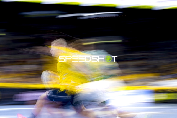 Zweikampf zwischen {45_?} und {43_?}