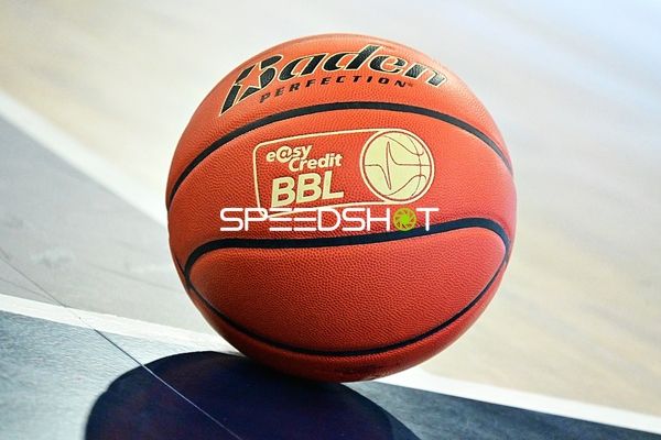 Basketball auf dem Court