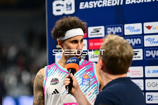 Interview mit Zachery Cooks (3; Telekom Baskets Bonn)