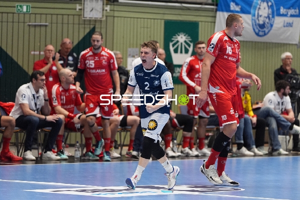 Szene mit Olle Forsell_Schefvert (25; MT Melsungen) und Arnar Freyr Arnarsson (21; MT Melsungen)