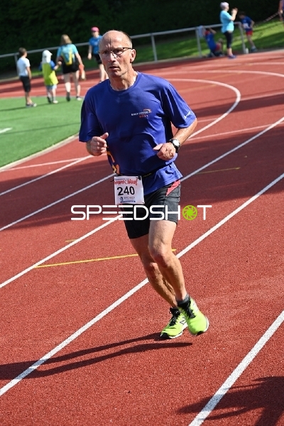 Läufer beim TVE Sommerlauf Edingen