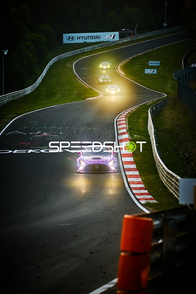 Rennfahrzeuge auf der Nordschleife