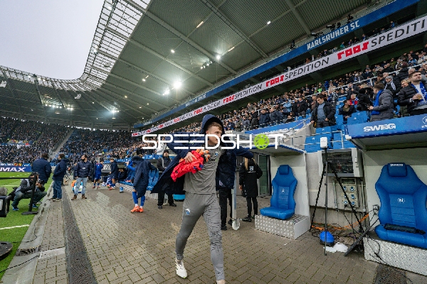 Torwart Markus Schubert (30; SC Paderborn 07) in Aktion