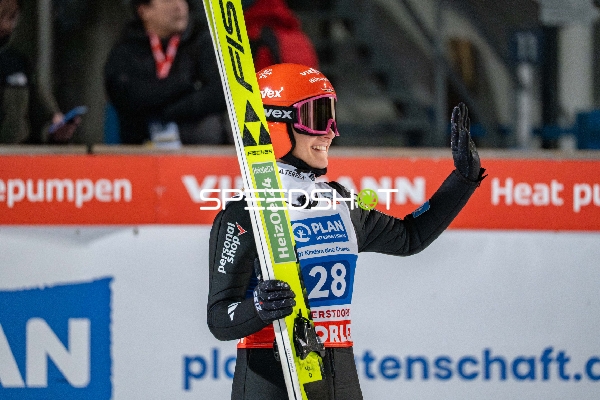 Two-Nights Tour Skispringen Damen