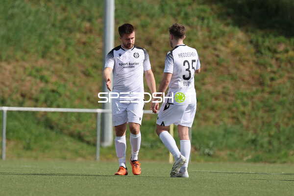 Spieler des FV Fortuna Heddesheim im Gespräch