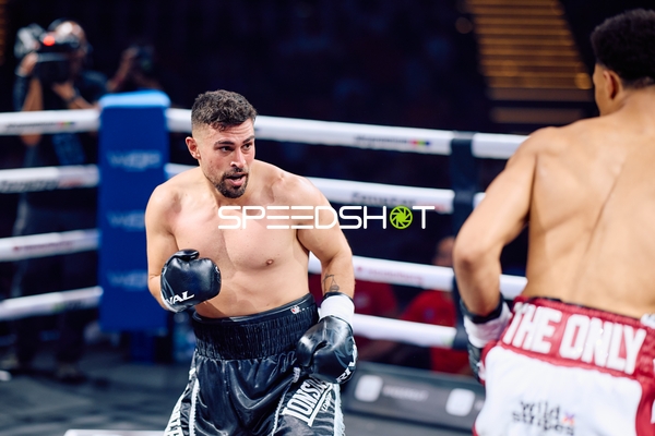 Boxer Üsasme Bozkurt im Ring