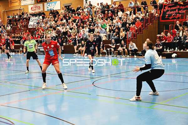 Intensives Passspiel zwischen Kurpfalz Bären und Mainz 05