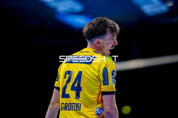 Spieler der Rhein-Neckar Löwen jubelt