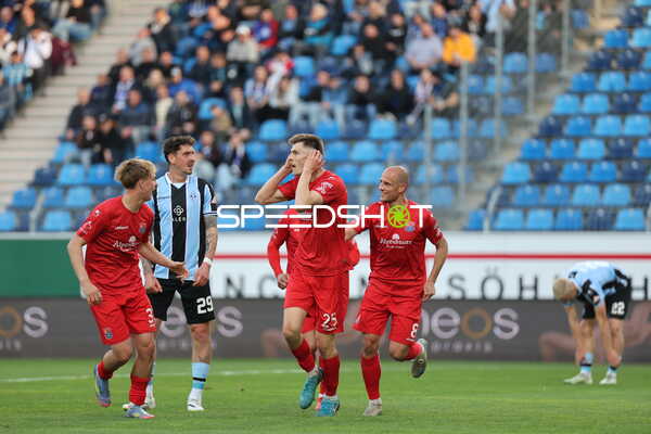 Jubel bei SpVgg Unterhaching nach Tor