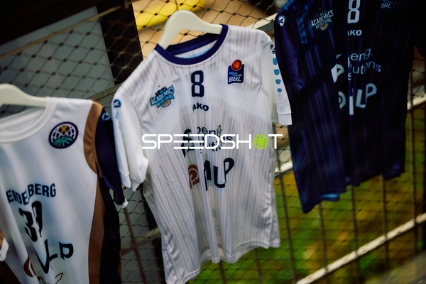 MLP Academics Trikotvorstellung