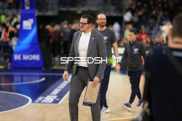 Szene mit Johannes Hübner (997; MLP Academics Heidelberg) und Carlo Finetti (998; MLP Academics Heidelberg)