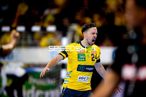 Patrick Groetzki (24; Rhein Neckar Löwen) jubelt nach Tor