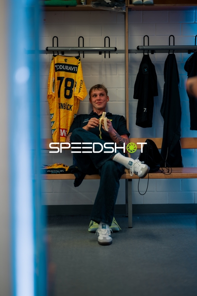 Edwin Aspenbäck (78; Rhein Neckar Löwen) in der Kabine