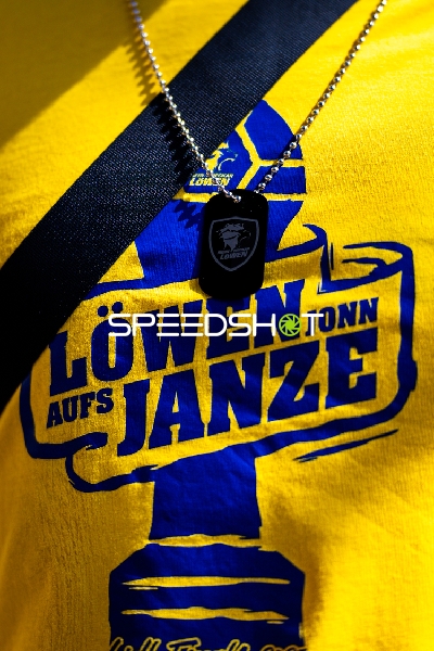 Rhein Neckar Löwen Fan zeigt Unterstützung