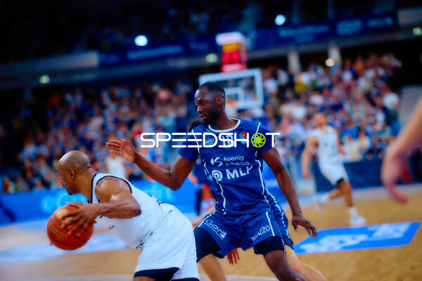 Verteidigung im Basketballspiel