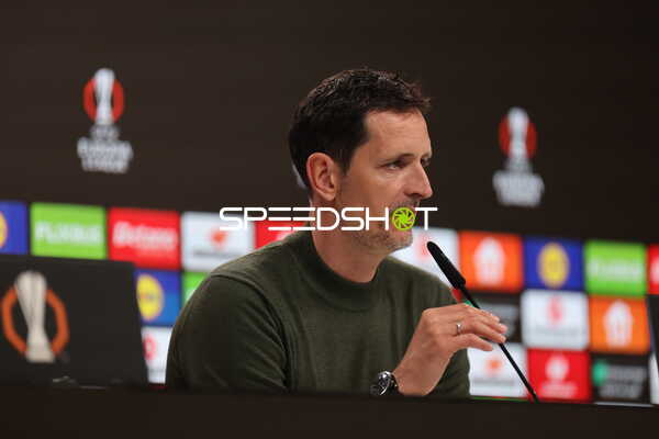 Pressekonferenz vor Spiel