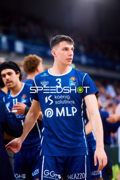 Spielerwechsel Andrew O’Brien (3;MLP Academics Heidelberg), Erol Ersek (11;MLP Academics Heidelberg)