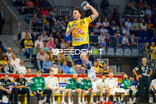 Patrick Groetzki (24, Rhein Neckar Löwen) mit Sprungwurf