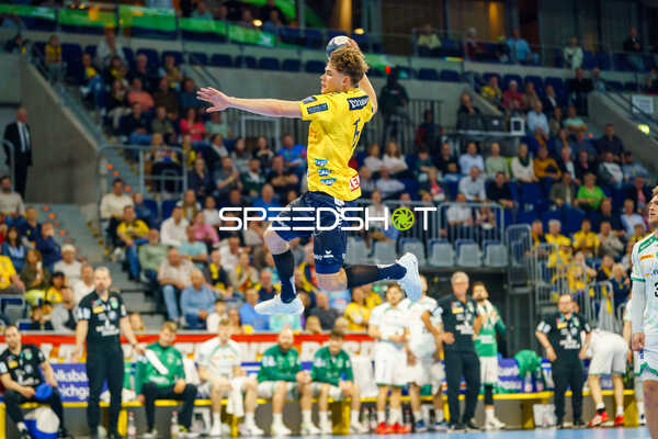 Sebastian Heymann (13, Rhein Neckar Löwen) Sprungwurf